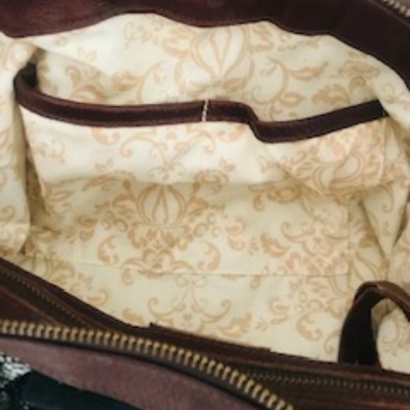 Bryna Nicole Breakaway Varennes Leather Bag - Picture 10 of 12